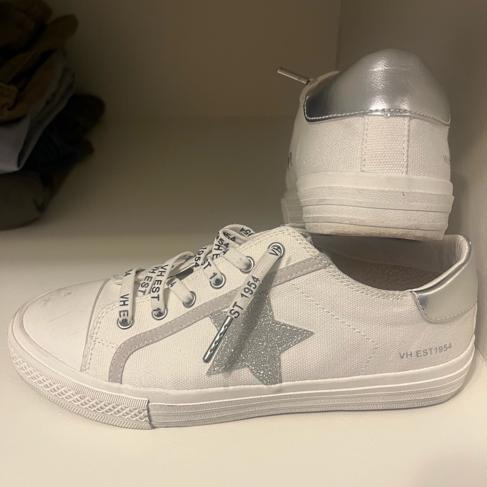 White vintage havana sneaker